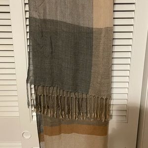 H&M plaid blanket scarf